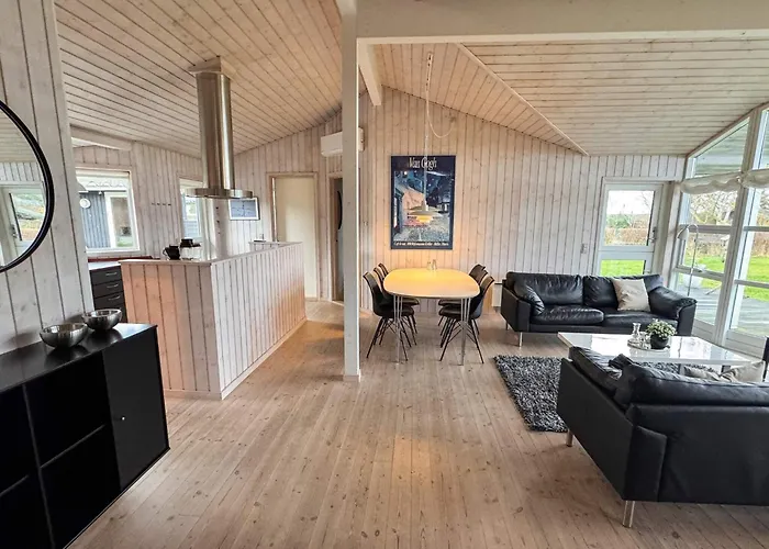 4 Star In Tatil Evi *